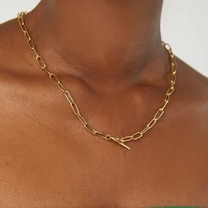 GOLD OAK AND FORT CHAIN NECKLACE